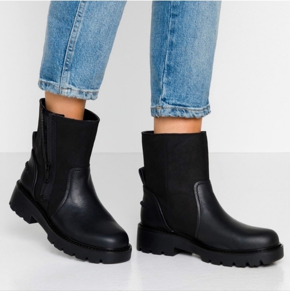 UGG Shoes - Ugg Polk Bootie Black Leather Women's Size 10